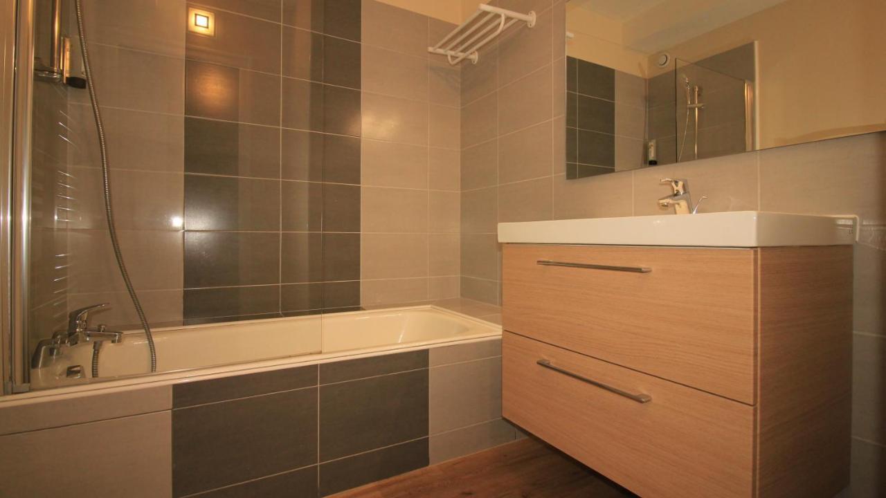 Cesson-Sévigné Logis Hotel Lodge La Valette מראה חיצוני תמונה