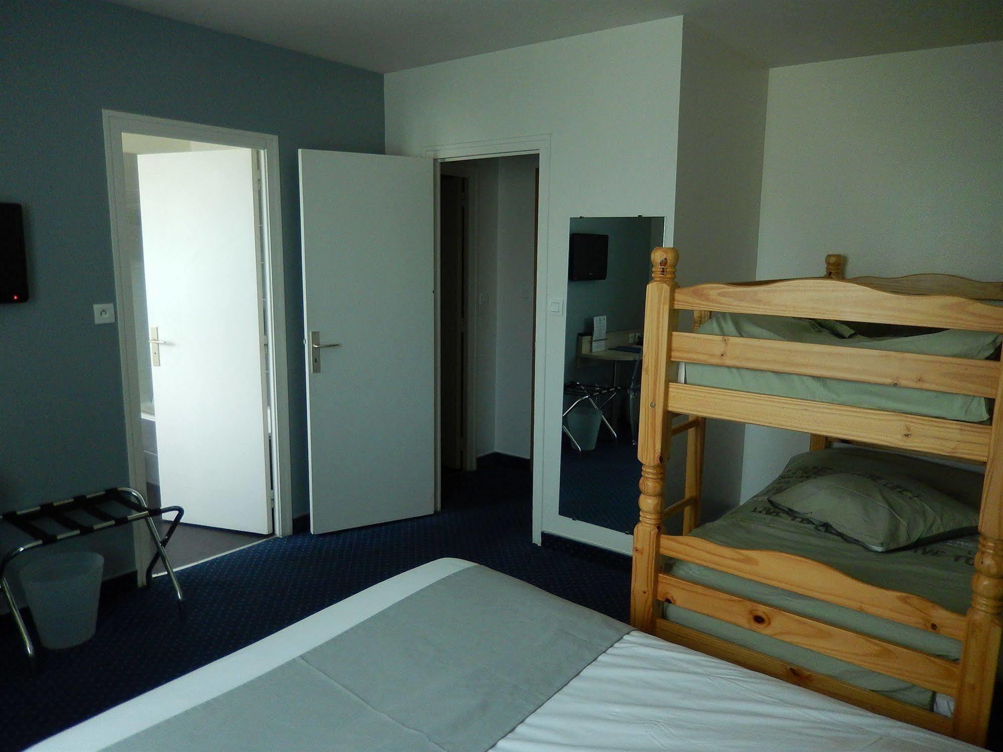 Cesson-Sévigné Logis Hotel Lodge La Valette מראה חיצוני תמונה