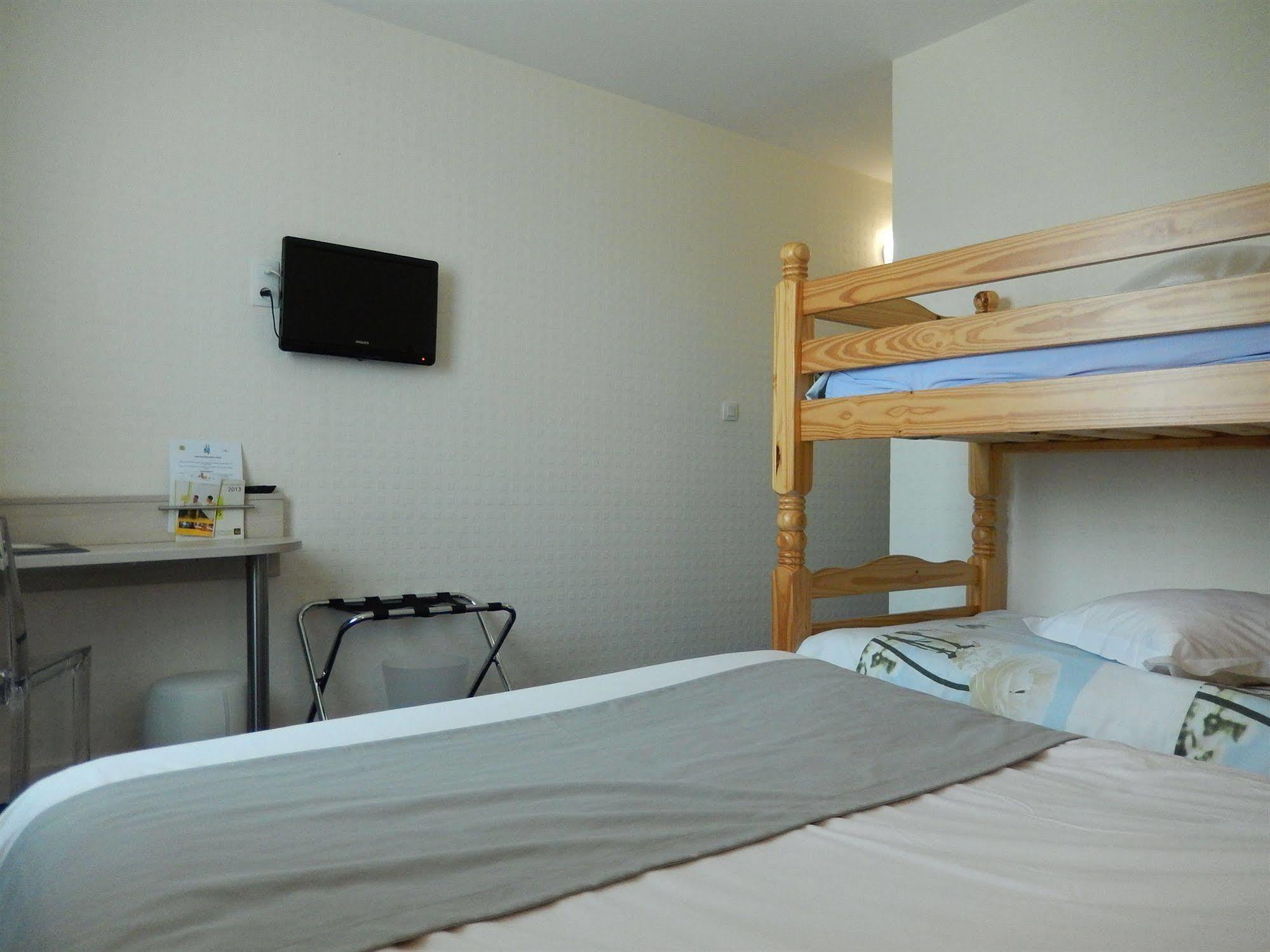 Cesson-Sévigné Logis Hotel Lodge La Valette מראה חיצוני תמונה