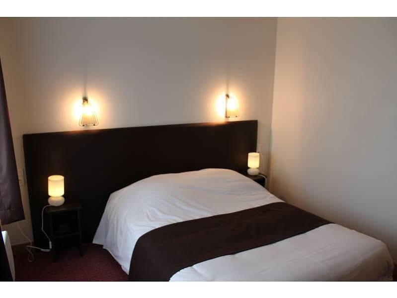 Cesson-Sévigné Logis Hotel Lodge La Valette מראה חיצוני תמונה
